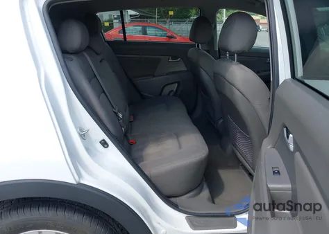 2011 Kia Sportage Lx z USA, uszkodzony, nr VIN KNDPB3A20B7119655